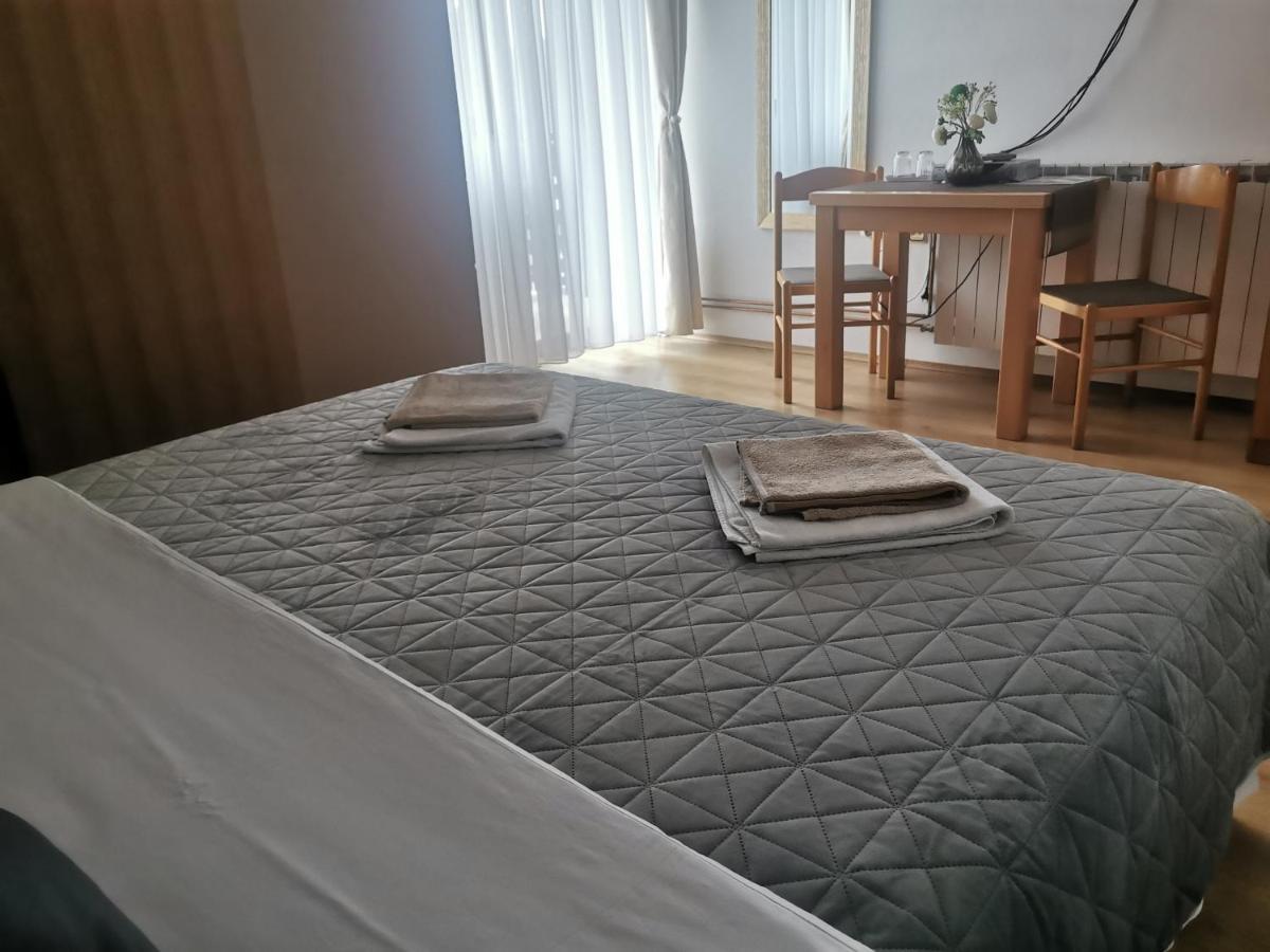 House Zlatko Guest House Селище Дрезницко Екстериор снимка