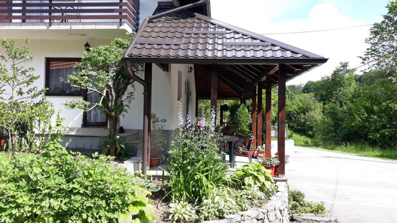 House Zlatko Guest House Селище Дрезницко Екстериор снимка