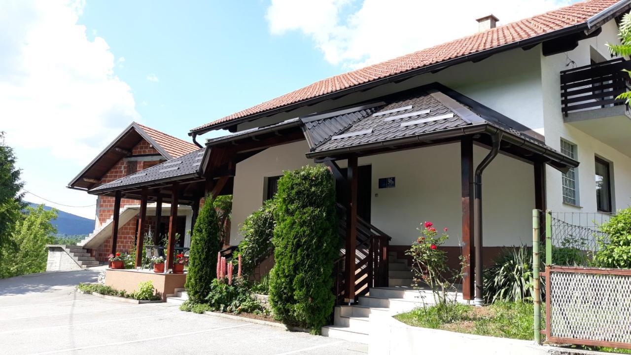 House Zlatko Guest House Селище Дрезницко Екстериор снимка